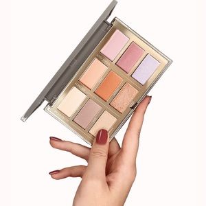 Brand New Complex Culture Eyeshadow Palette